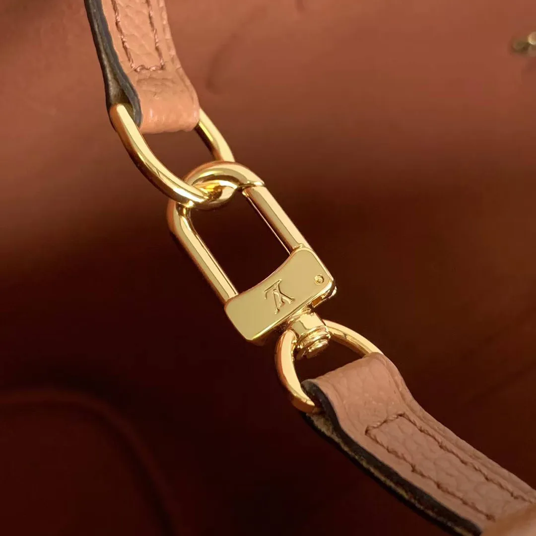 M12605 Neverfull MM Tote Handbag Monogram Empreinte Leather