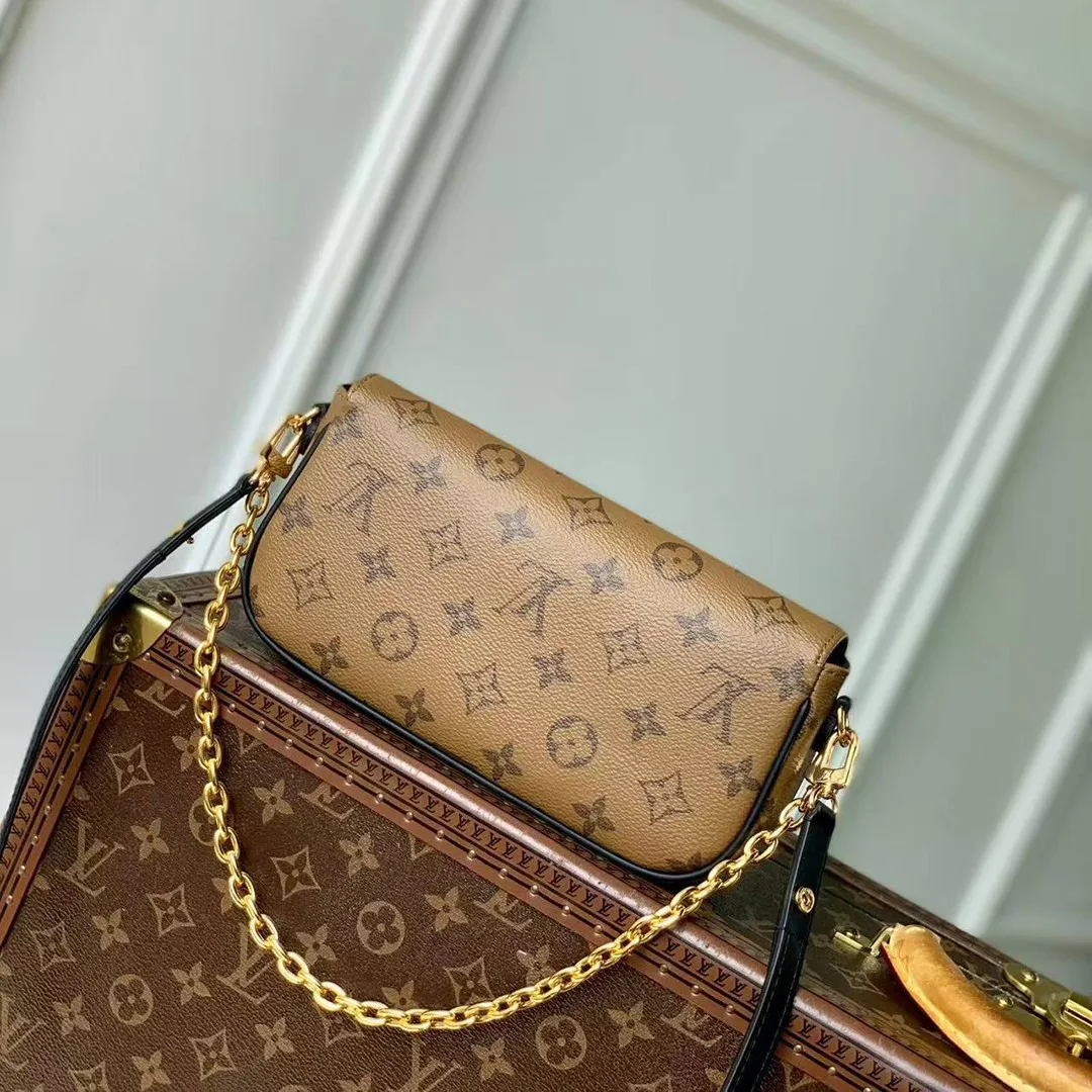 M26587 Wallet On Chain Ivy Handbag Monogram Reverse Coated Canvas