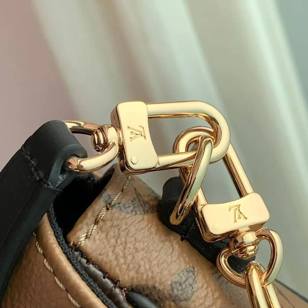 M26587 Wallet On Chain Ivy Handbag Monogram Reverse Coated Canvas