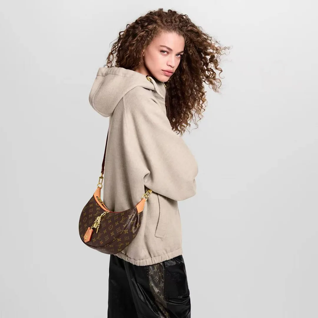 M12939 Looping Handbag Monogram Coated Canvas