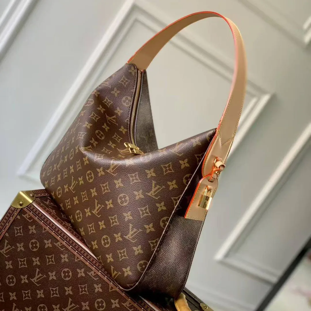 M12098 Slouchy MM Handbag Monogram Coated Canvas