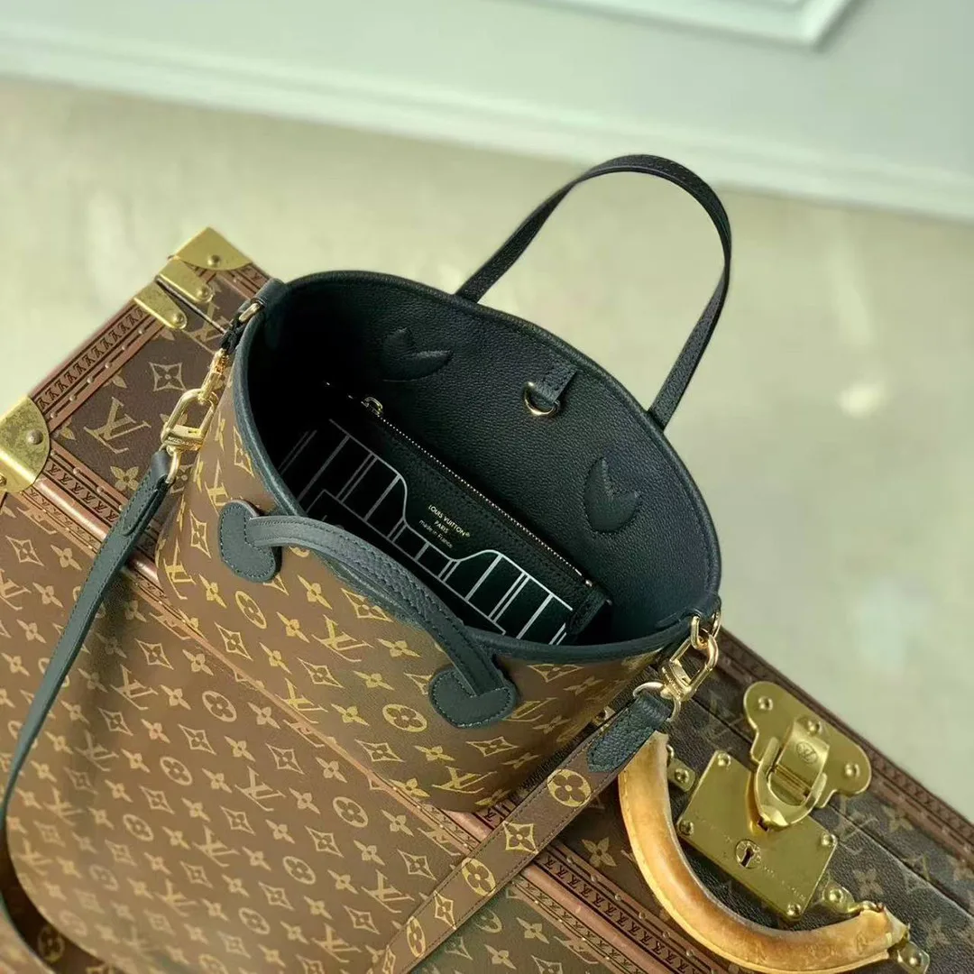 M12099 Reversible Neverfull Bandoulière Inside Out BB Monogram Handbag