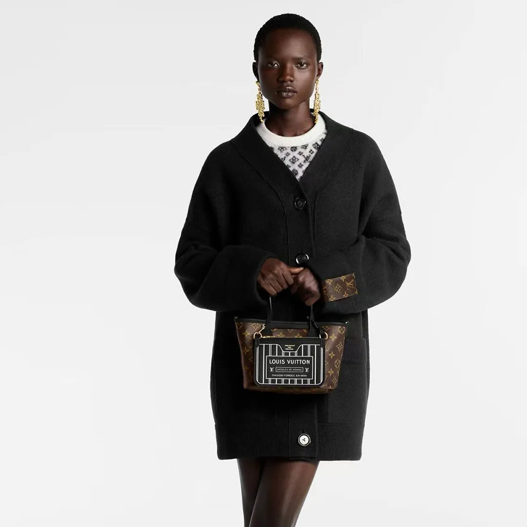 M12099 Reversible Neverfull Bandoulière Inside Out BB Monogram Handbag