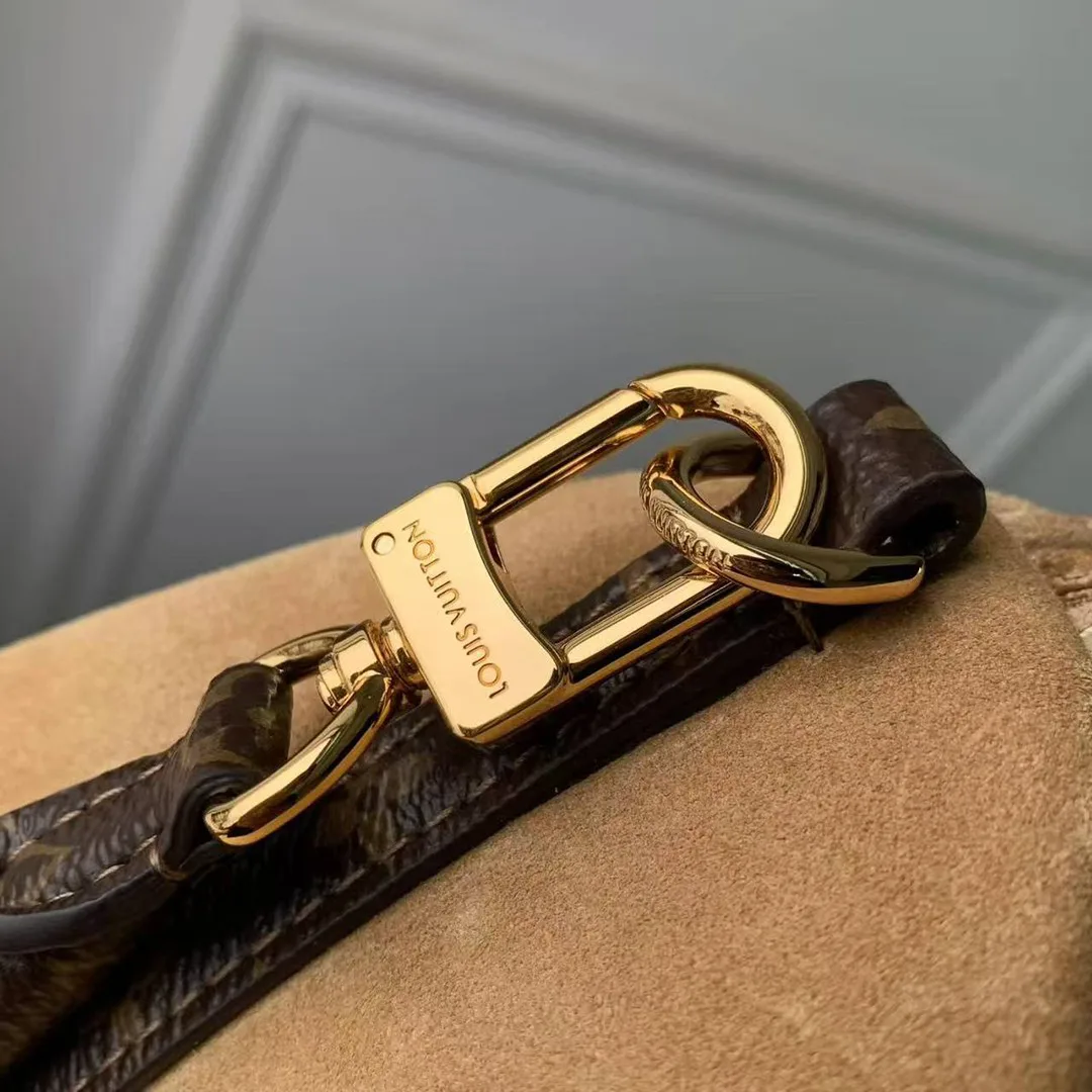 M26451 Express Travel Monogram Handbag 01