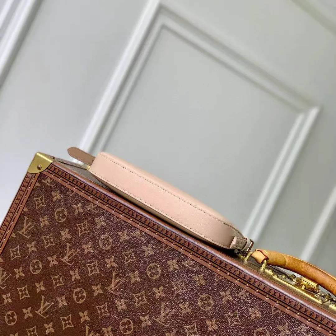 M25784 Pochette BLoom Monogram Handbag