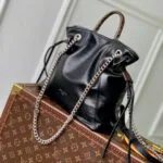 M25522 Off Duty Backpack Vibe Handbag Lamb Leather - M25545 1 M25522 Off Duty Backpack Vibe Handbag Lamb Leather