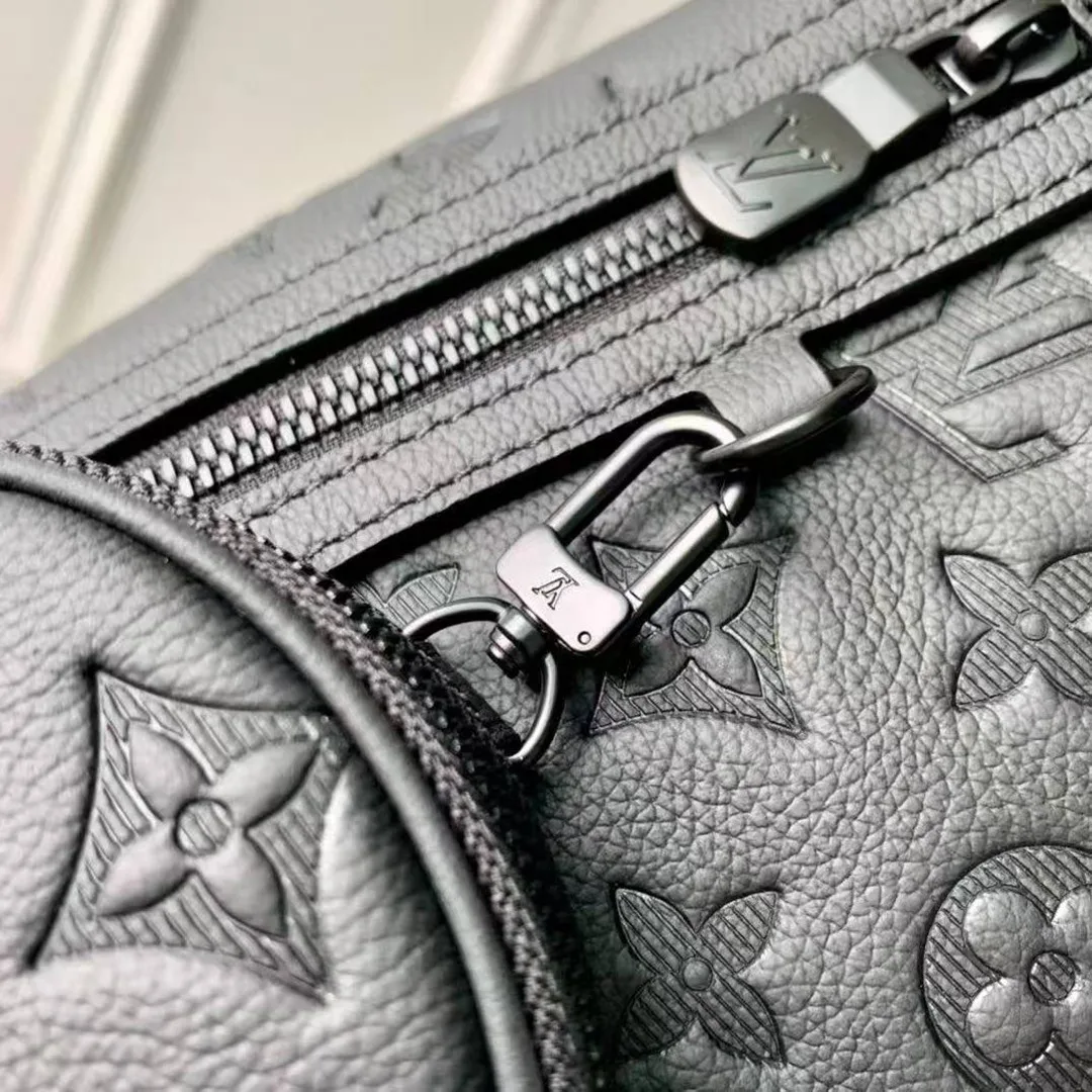 M21890 Duo Slingbag Monogram Shadow Calf Leather Men's Bag