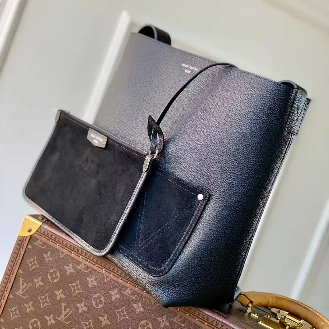 M27022 Verso Hobo Touch Calfskin Leather Men's Bag