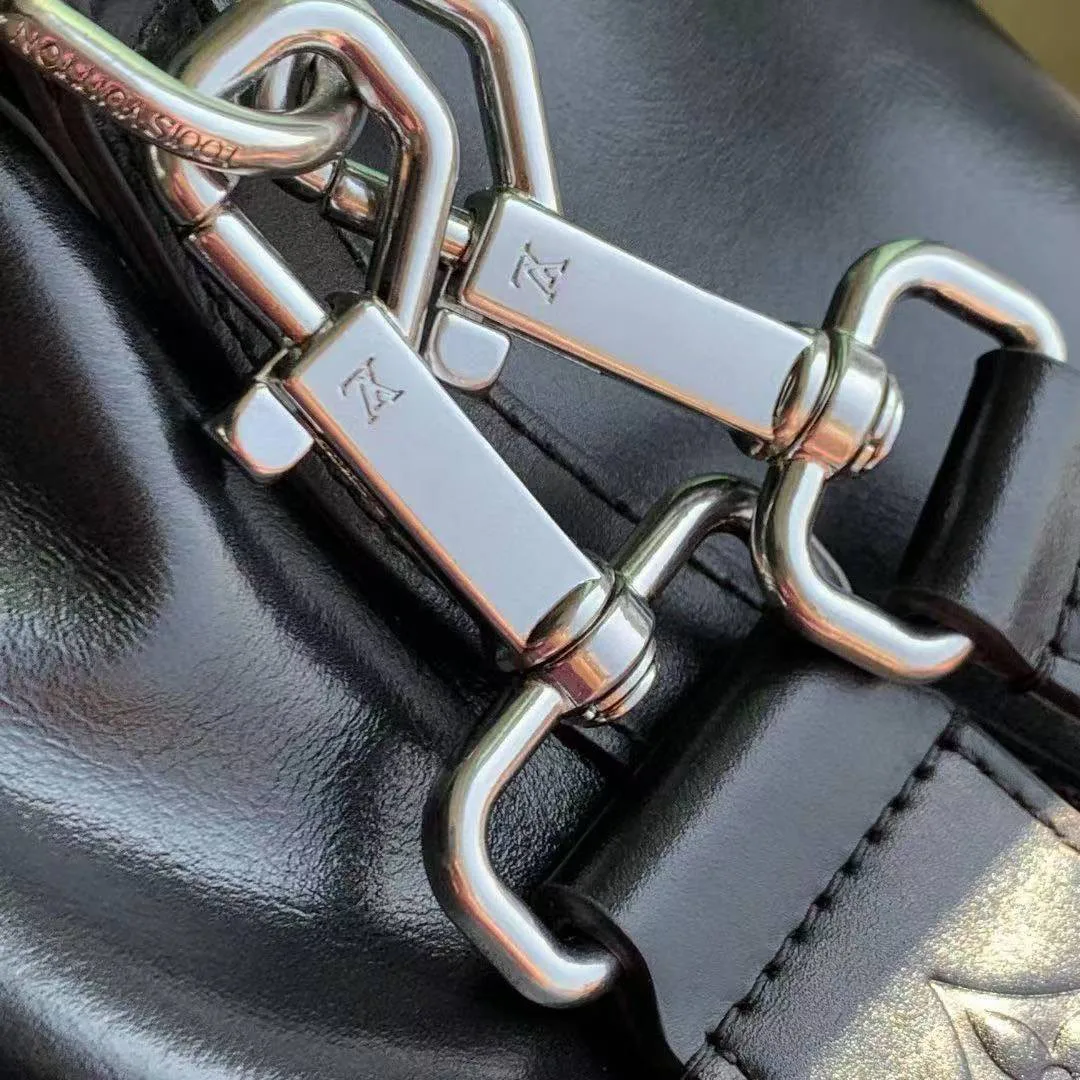 M13985 Noé Cargo Calf Leather Men's Bag