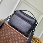 M26783 Nil Messenger Monogram Midnight Coated Canvas Men's Bag - M46255 2 M26783 Nil Messenger Monogram Midnight Coated Canvas Men's Bag