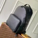 M26765 Discovery Cargo Backpack Monogram Midnight Coated Canvas Men's Bag - M14884 1 M26765 Discovery Cargo Backpack Monogram Midnight Coated Canvas Men's Bag
