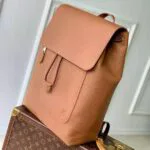 M26023 Fastline Backpack Men's Bag Waxy Calfskin - M26022 2 M26023 Fastline Backpack Men's Bag Waxy Calfskin