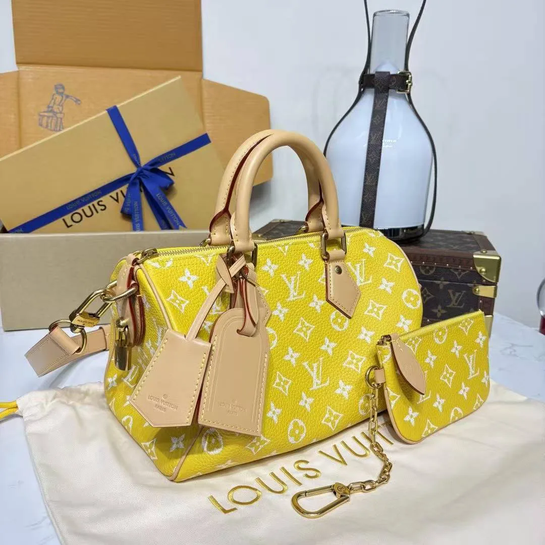 M24426 Speedy P9 Bandoulière 25 Yellow Monogram Calf Leather Men's Bag