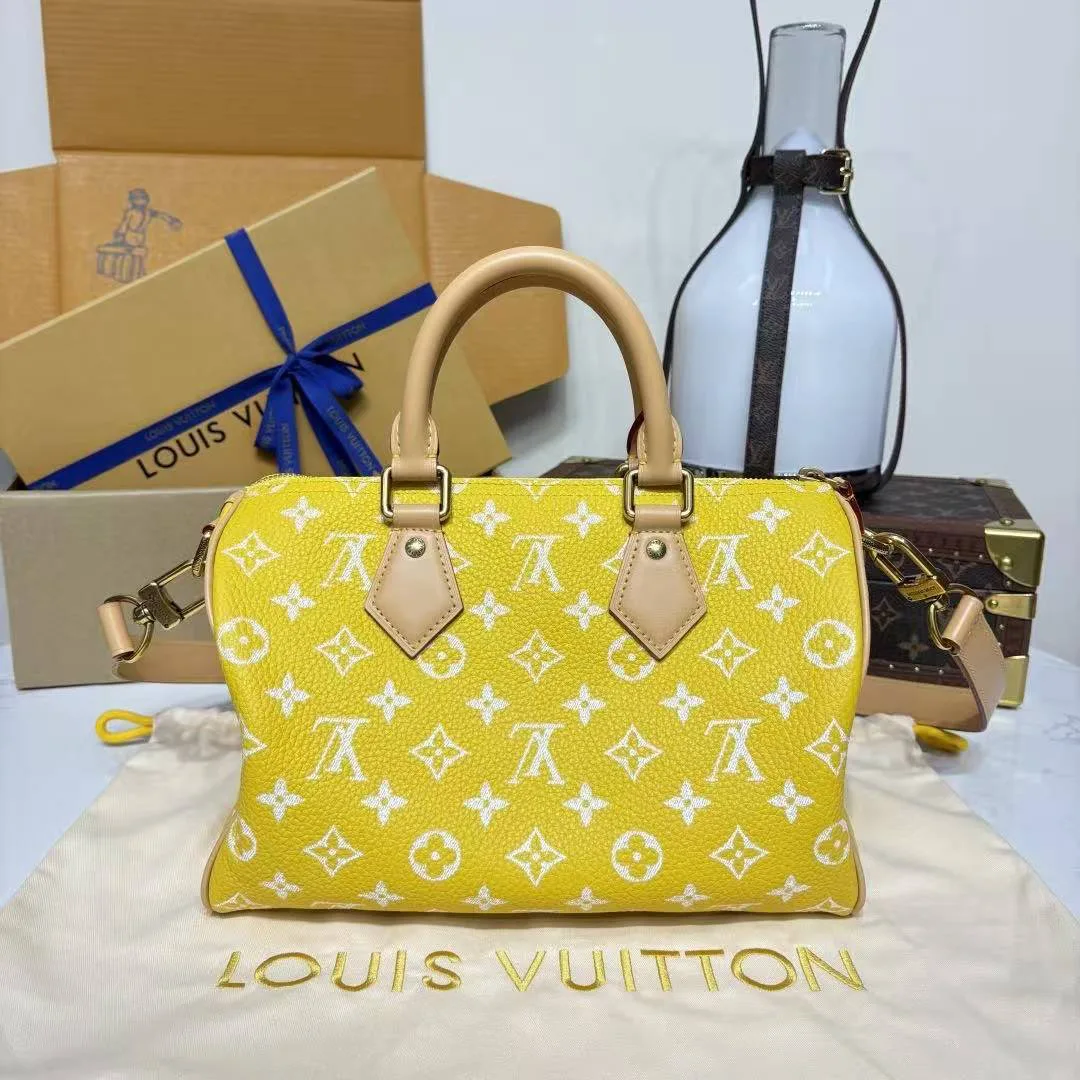M24426 Speedy P9 Bandoulière 25 Yellow Monogram Calf Leather Men's Bag