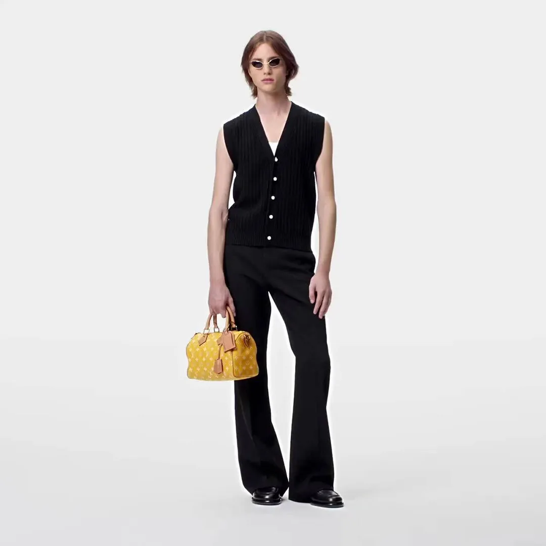 M24426 Speedy P9 Bandoulière 25 Yellow Monogram Calf Leather Men's Bag