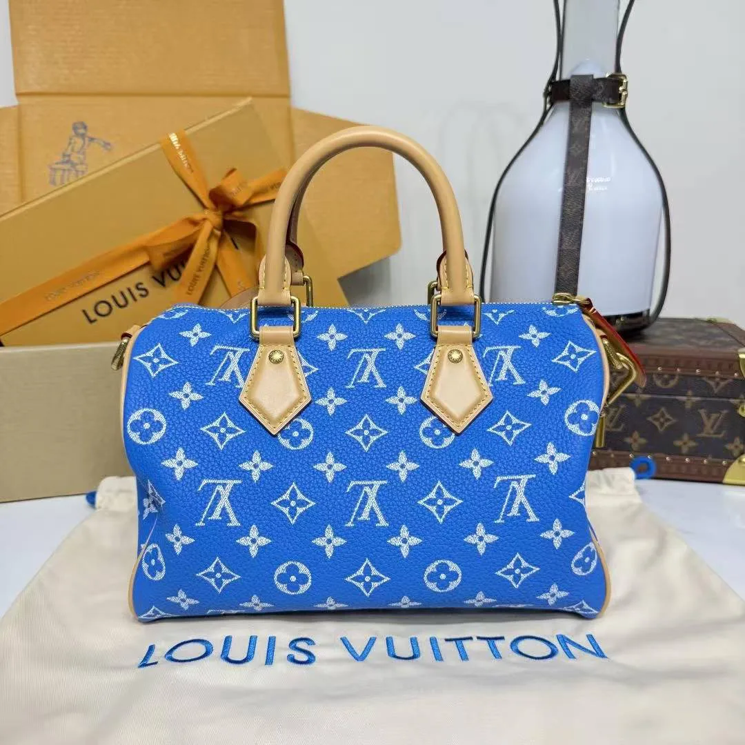 M24424 Speedy P9 Bandoulière 25 Blue Monogram Calf Leather Men's Bag