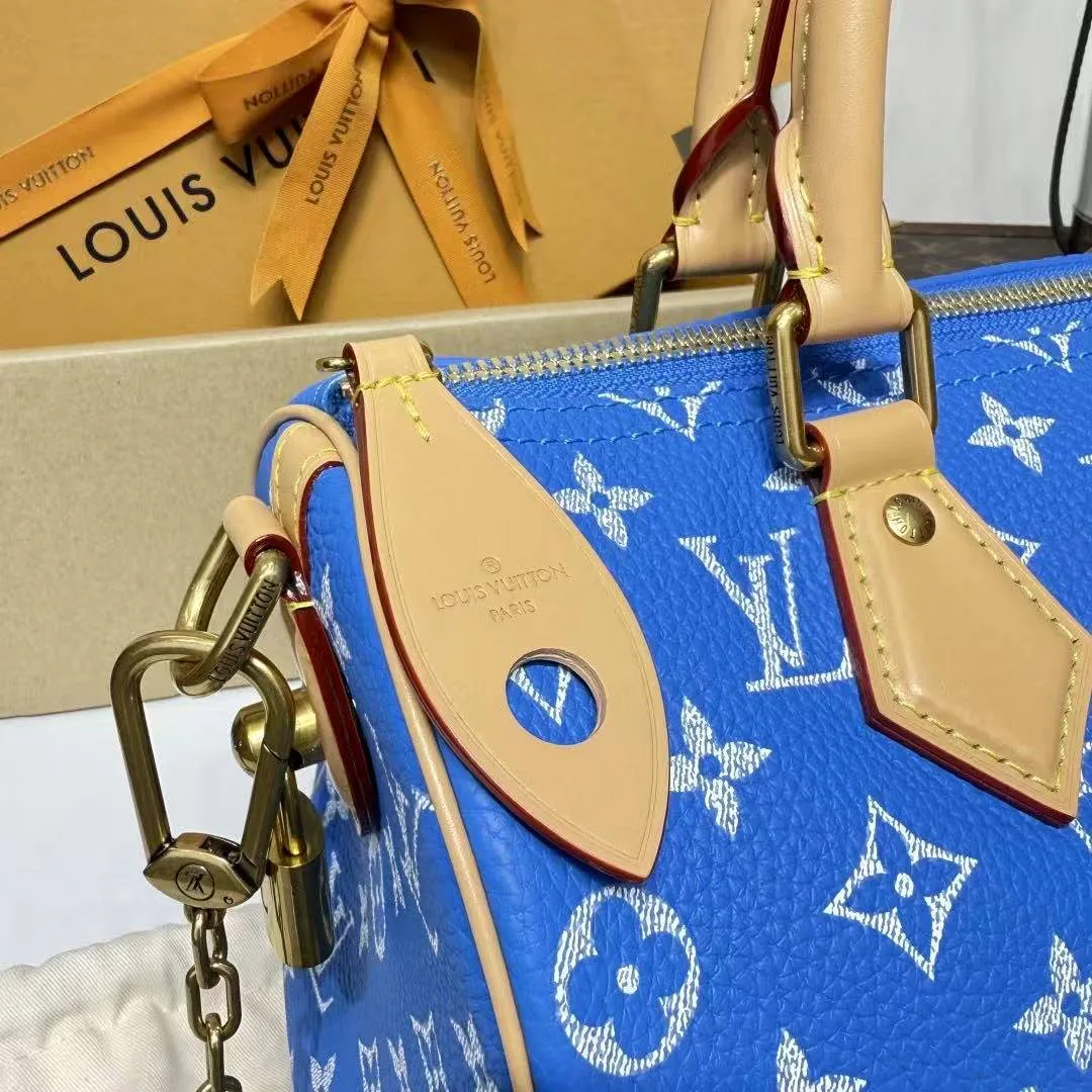 M24424 Speedy P9 Bandoulière 25 Blue Monogram Calf Leather Men's Bag