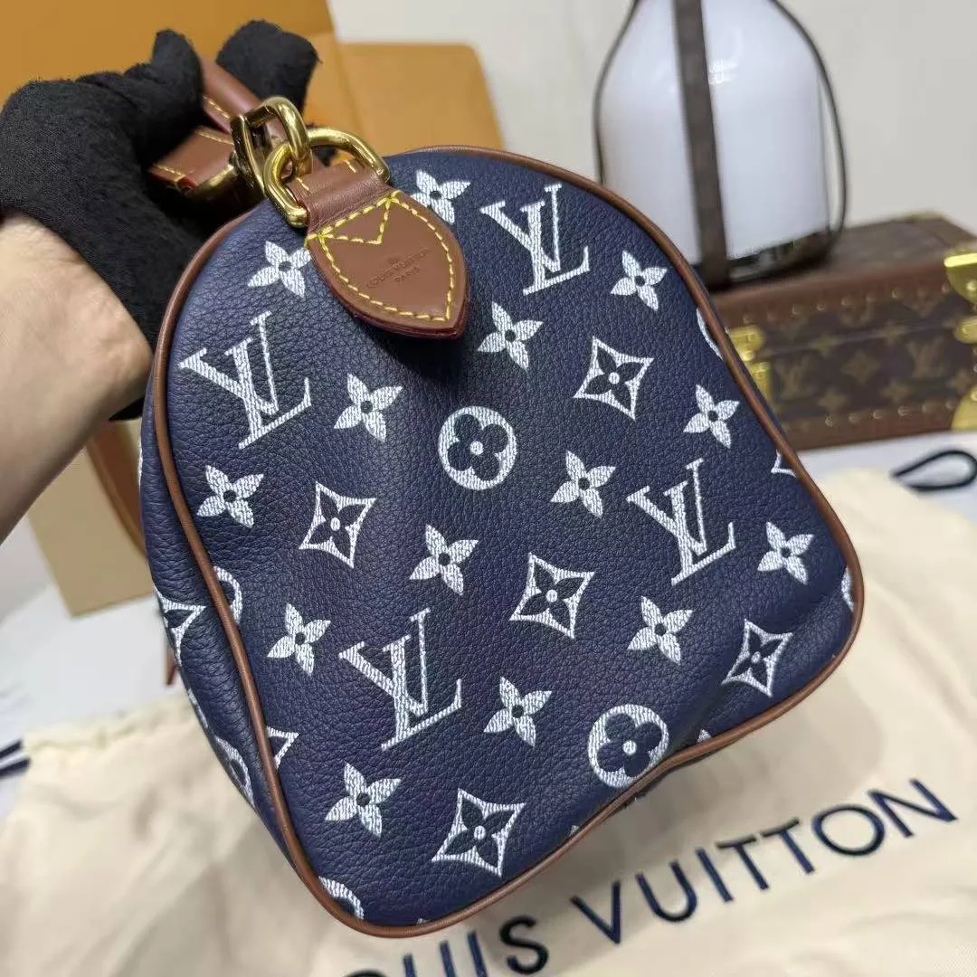 M15278 Speedy P9 Bandoulière 25 Indigo Blue Monogram Calf Leather Men's Bag