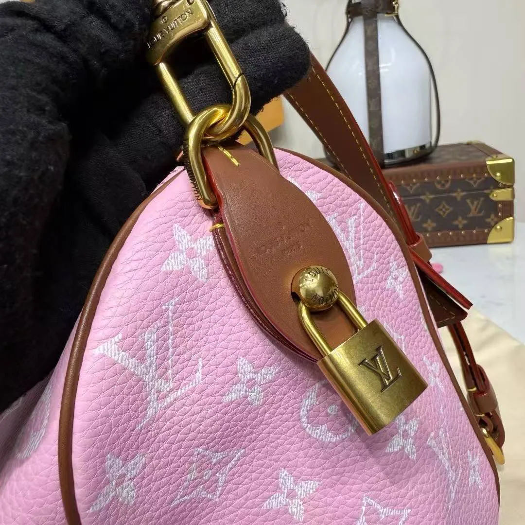 M15279 Speedy P9 Bandoulière 25 Pink Sakura Monogram Calf Leather Men's Bag