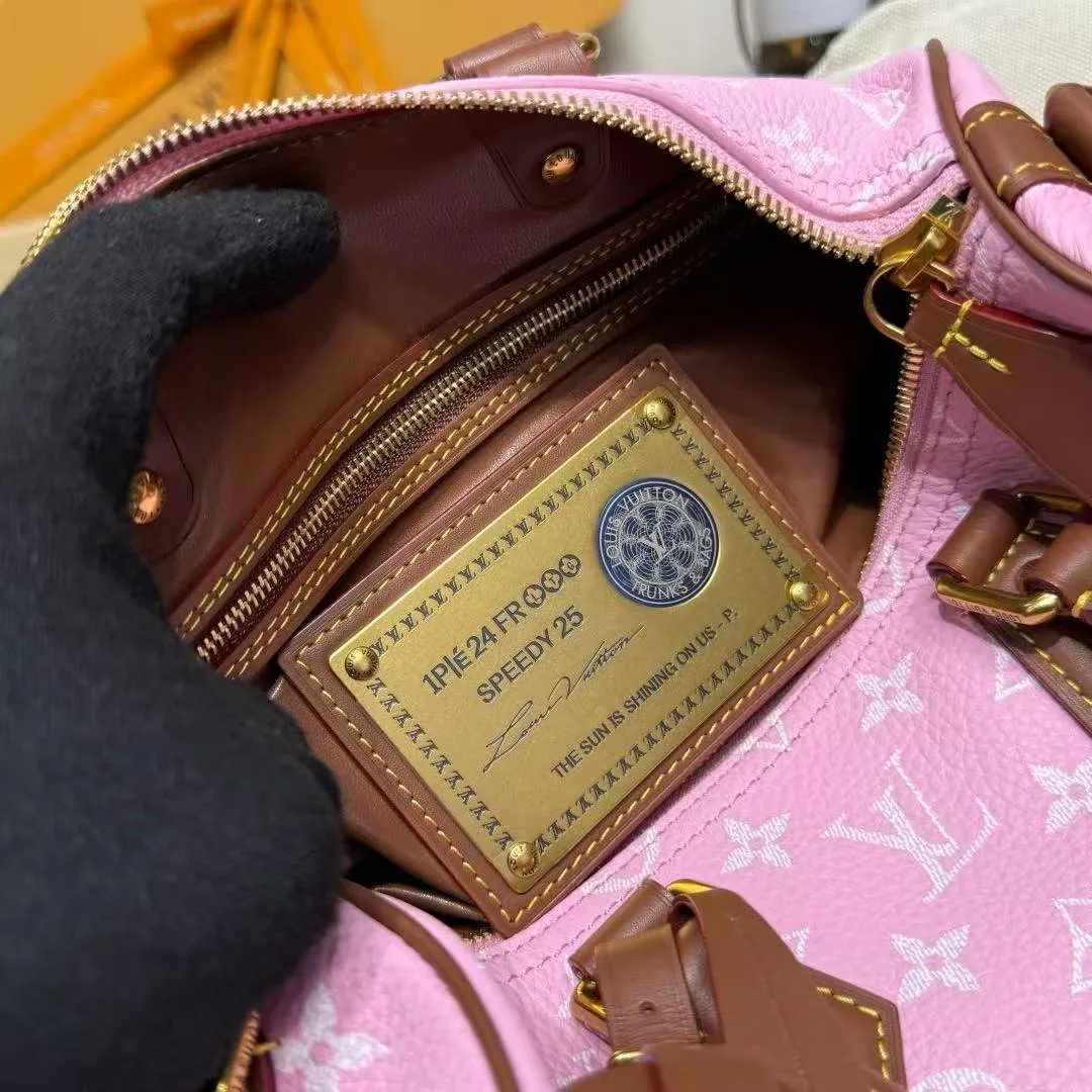 M15279 Speedy P9 Bandoulière 25 Pink Sakura Monogram Calf Leather Men's Bag