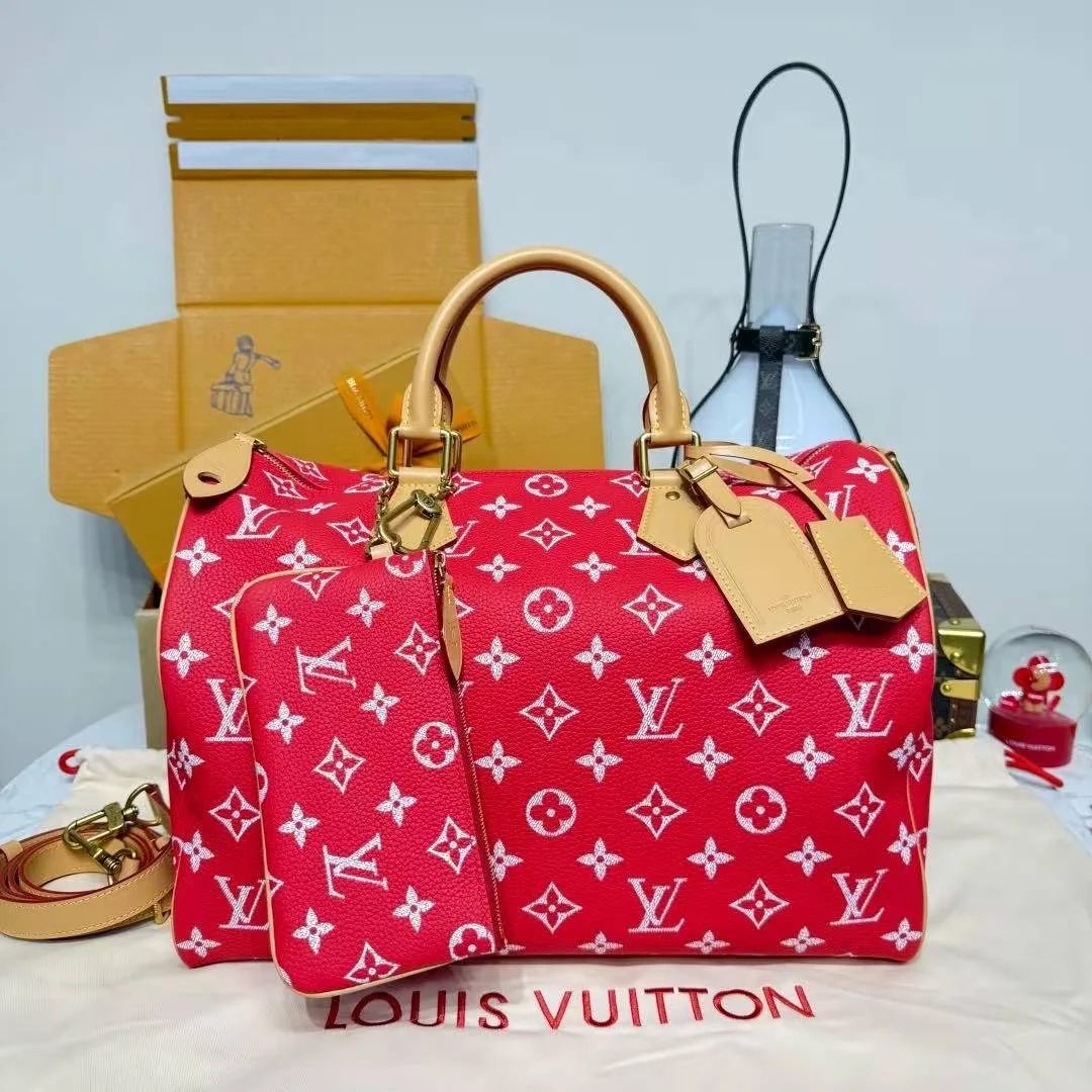 M24420 Speedy P9 Bandoulière 40 Red Monogram Soft Calfskin Leather Men's Bag