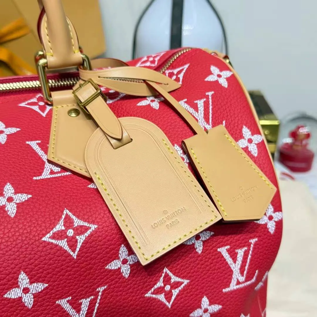 M24420 Speedy P9 Bandoulière 40 Red Monogram Soft Calfskin Leather Men's Bag