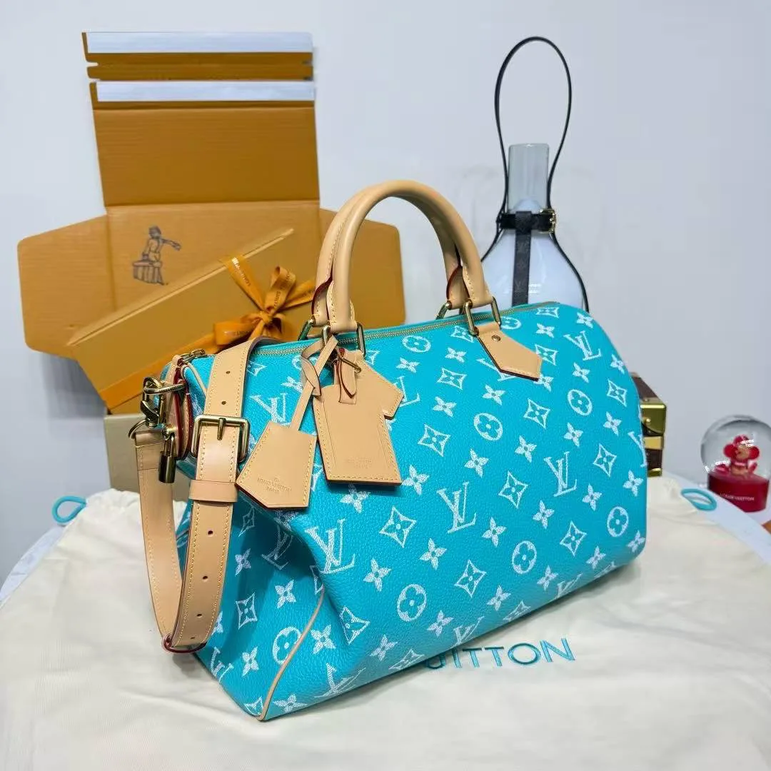 M11564 Speedy P9 Bandoulière 40 Turquoise Monogram Calf Leather Men's Bag