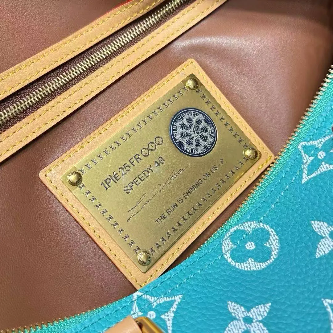 M11564 Speedy P9 Bandoulière 40 Turquoise Monogram Calf Leather Men's Bag