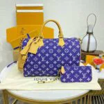 M11597 Speedy P9 Bandoulière 40 Amethyst Purple Monogram Calf Leather Men's Bag - M11564 1 M11597 Speedy P9 Bandoulière 40 Amethyst Purple Monogram Calf Leather Men's Bag
