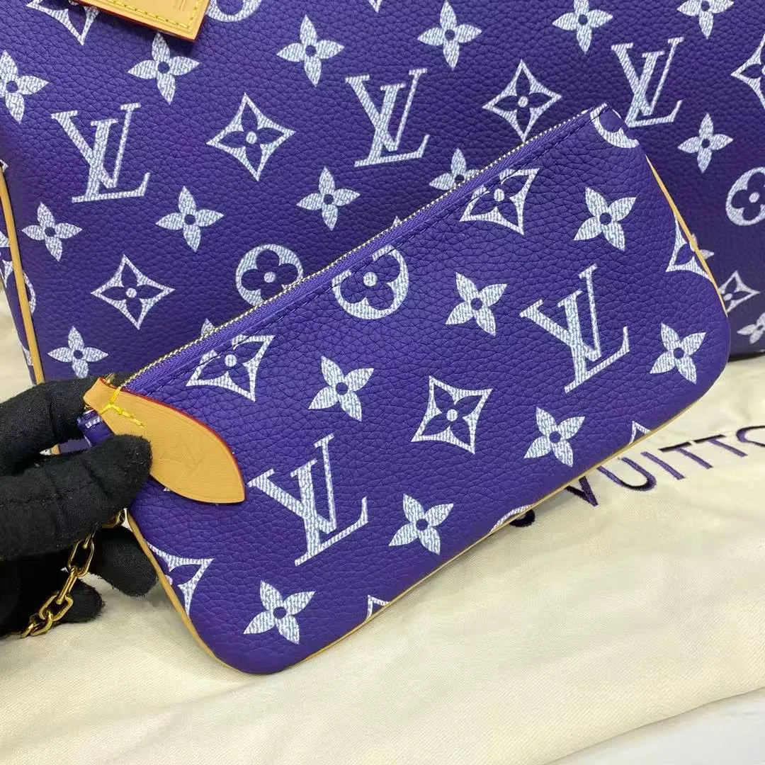 M11597 Speedy P9 Bandoulière 40 Amethyst Purple Monogram Calf Leather Men's Bag