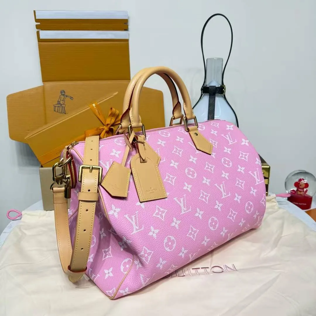 M13918 Speedy P9 Bandoulière 40 Candy Pink Monogram Calf Leather Men's Bag