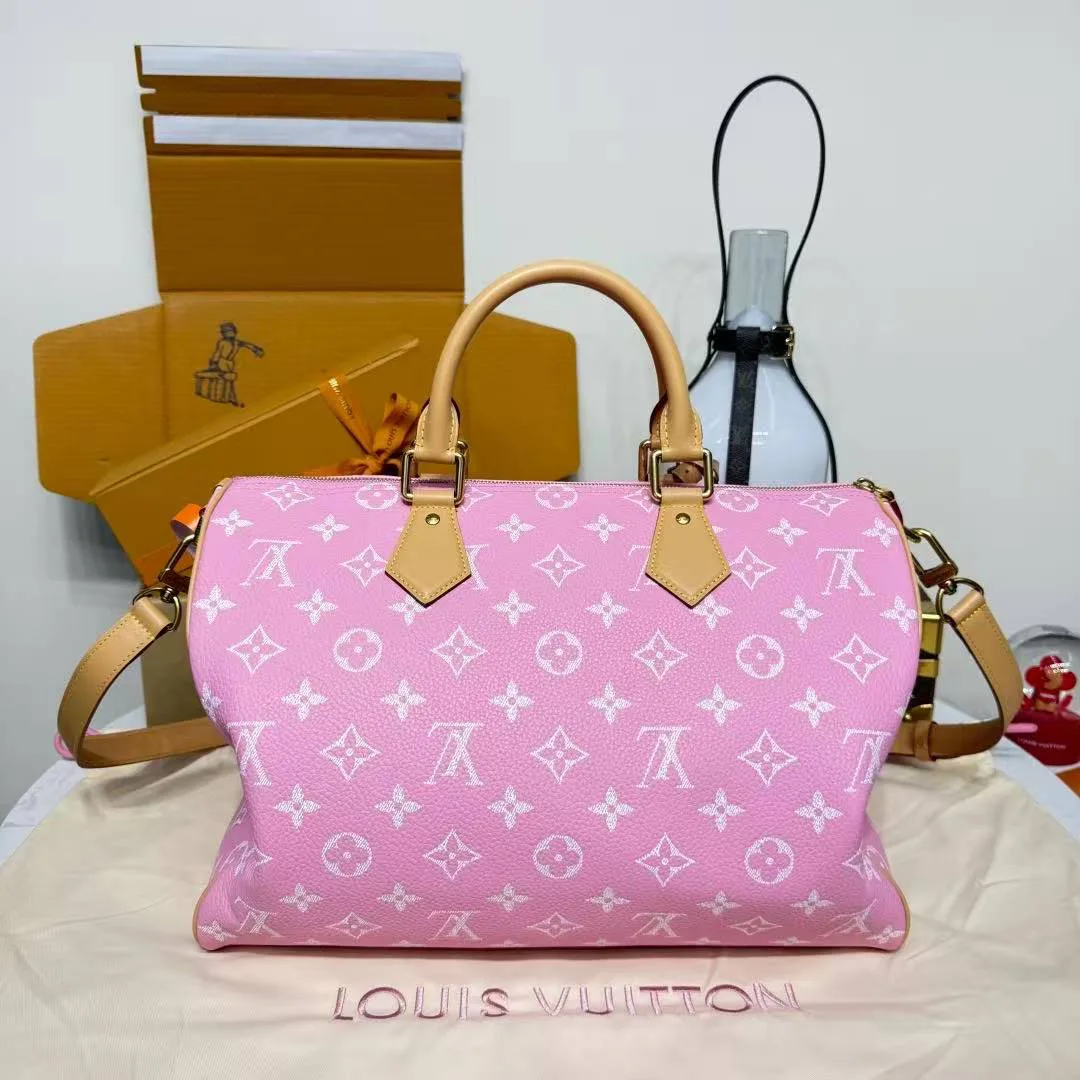 M13918 Speedy P9 Bandoulière 40 Candy Pink Monogram Calf Leather Men's Bag