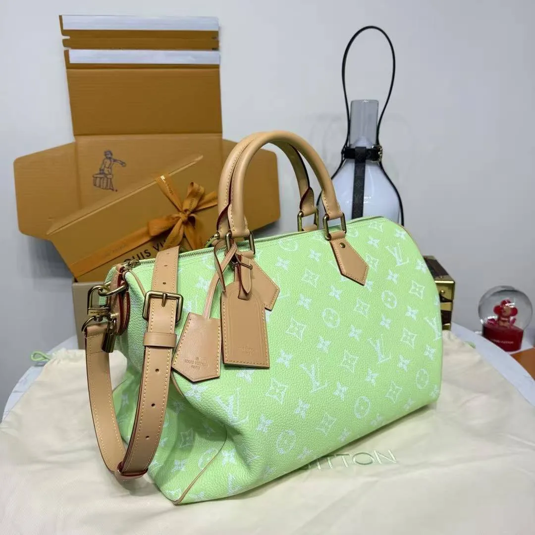 M13921 Speedy P9 Bandoulière 40 Frozen Lime Monogram Calf Leather Men's Bag