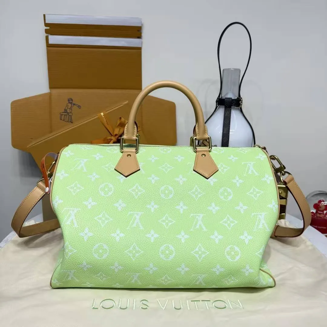 M13921 Speedy P9 Bandoulière 40 Frozen Lime Monogram Calf Leather Men's Bag