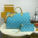 M11565 Speedy P9 Bandoulière 50 Monogram Calf Leather Turquoise Men's Bag - M15285 2 M11565 Speedy P9 Bandoulière 50 Monogram Calf Leather Turquoise Men's Bag