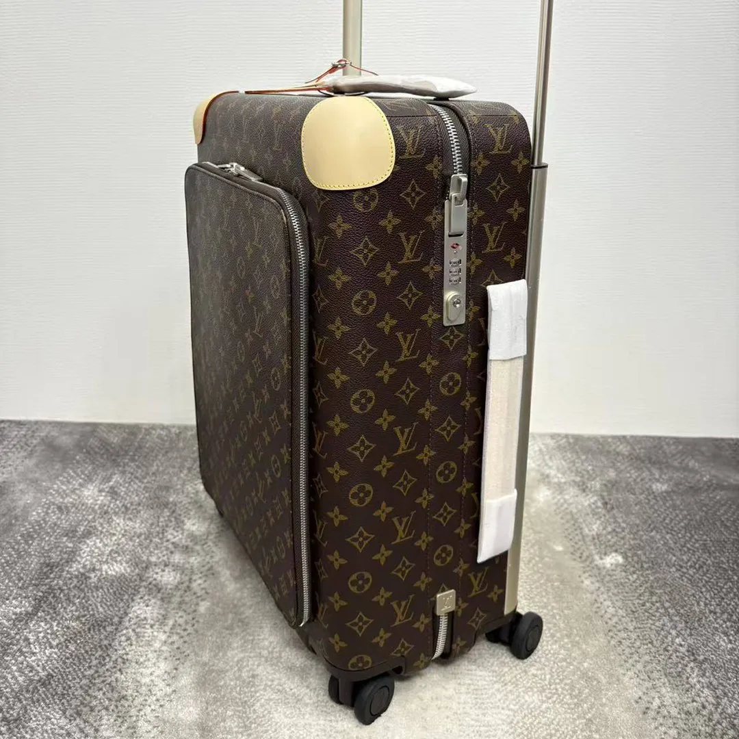M13770 Horizon Business Monogram Coated Canvas Rolling Luggage