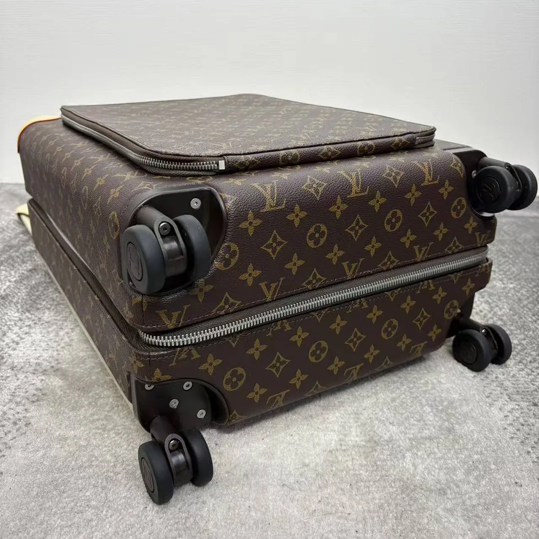 M13770 Horizon Business Monogram Coated Canvas Rolling Luggage