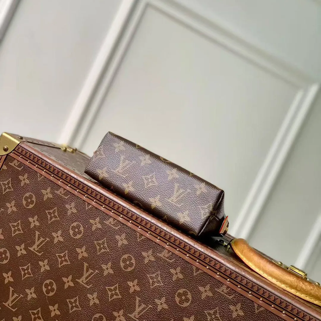 M15359 Cosmetic Pouch PM Monogram Vivienne Coated Canvas