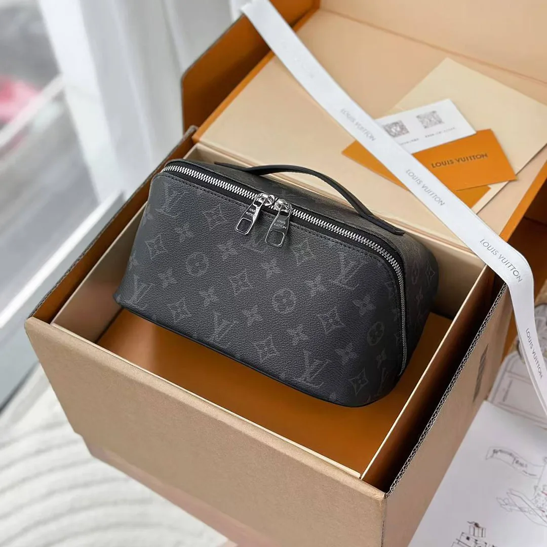 M11508 Toiletry Bag Monogram Eclipse Coated Canvas
