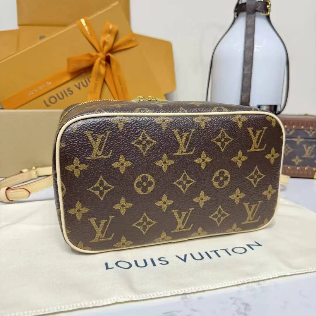 M42265 Nice BB Vanity Case Monogram Coated Canvas