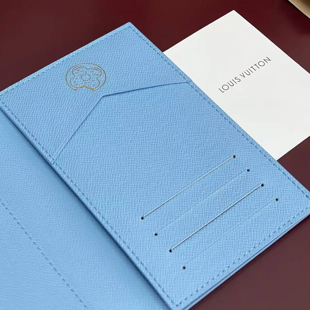 M28040 Passport Cover Blueberry Monogram Donuts Coated Canvas