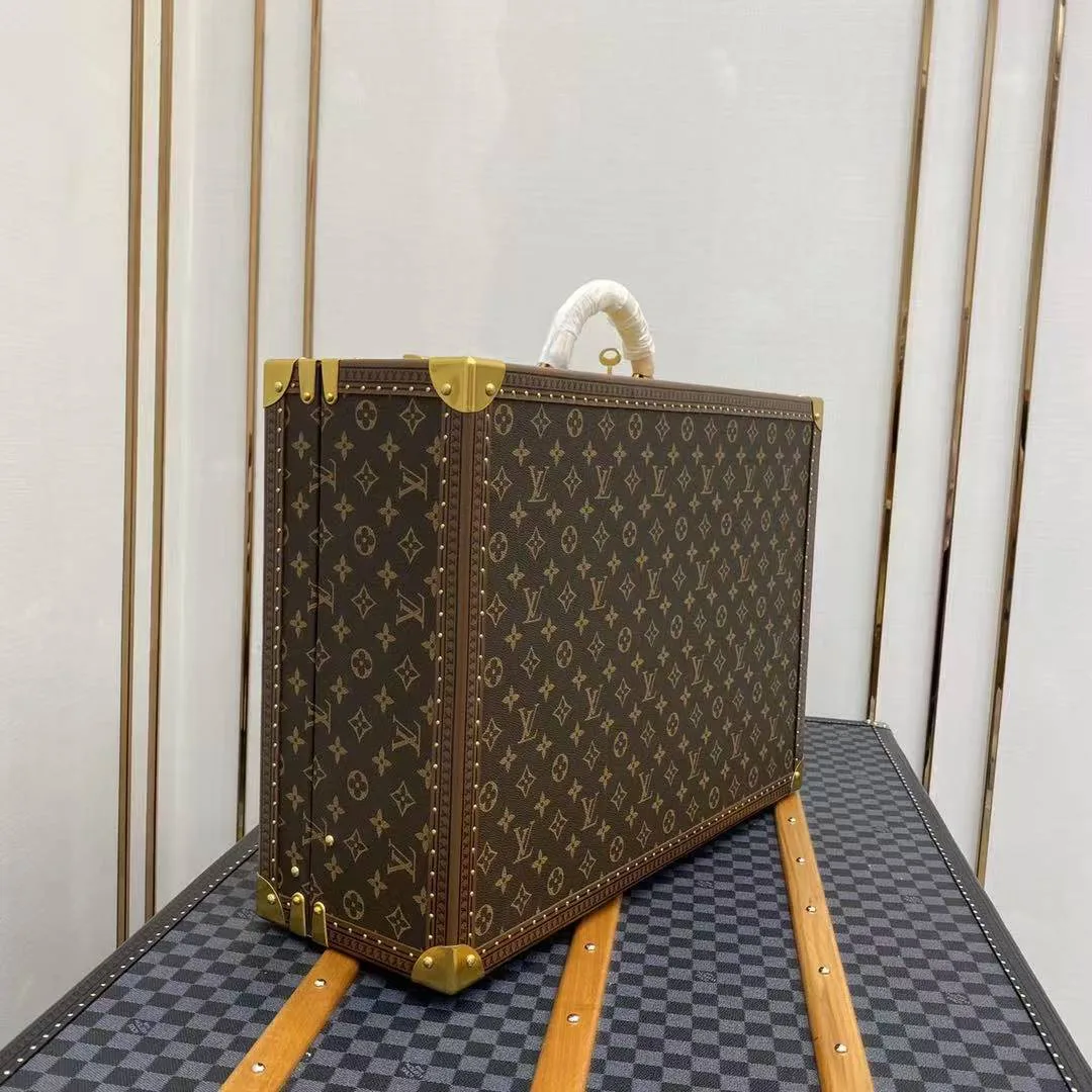 M21327 Bisten 55 Monogram Suitcase