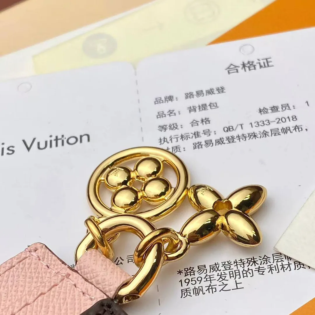 M82739 L.V Charms Card Holder Monogram Coated Canvas
