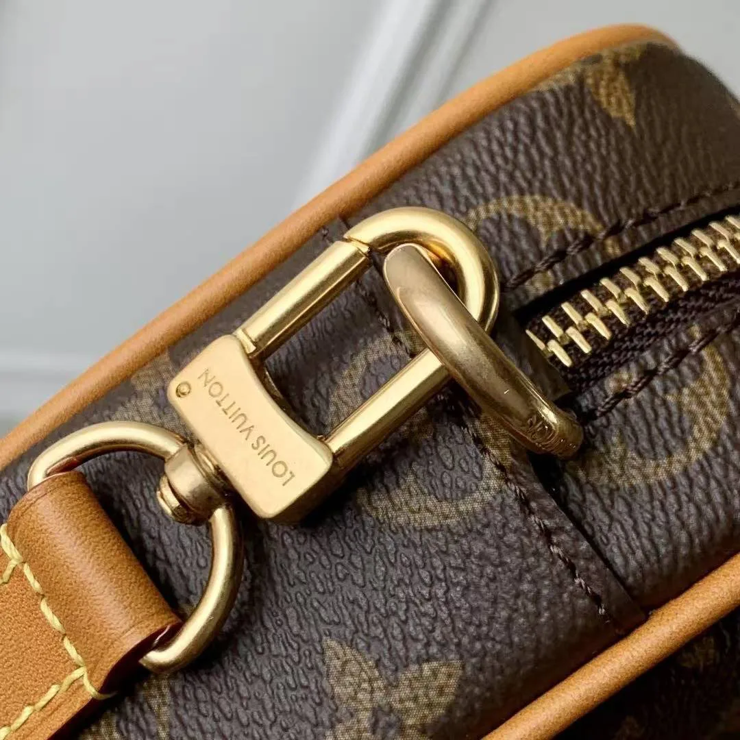 M14058 Trocadéro Wearable Wallet Monogram Coated Canvas