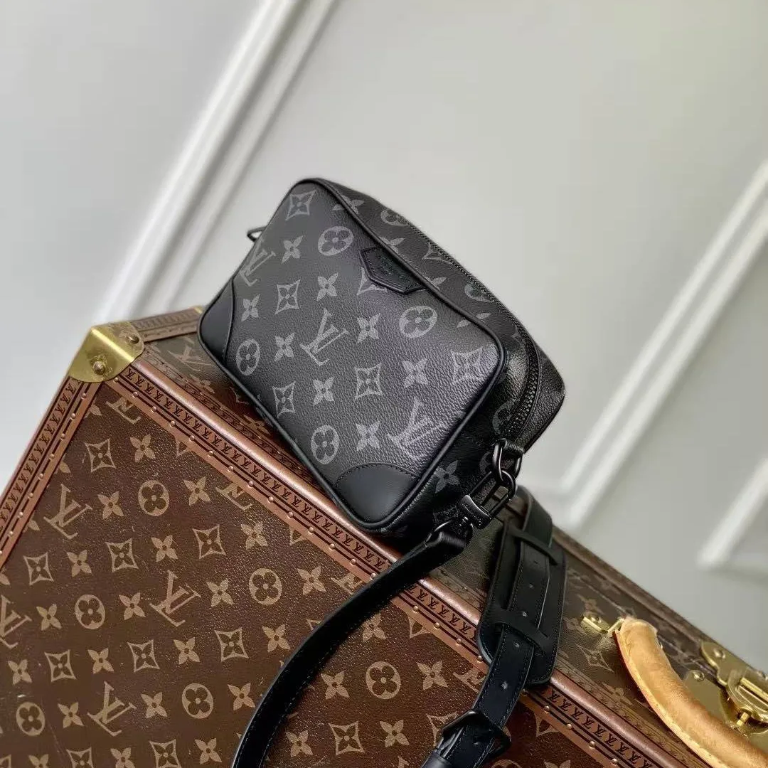 M14253 Trocadéro Wearable Wallet Monogram Eclipse Coated Canvas