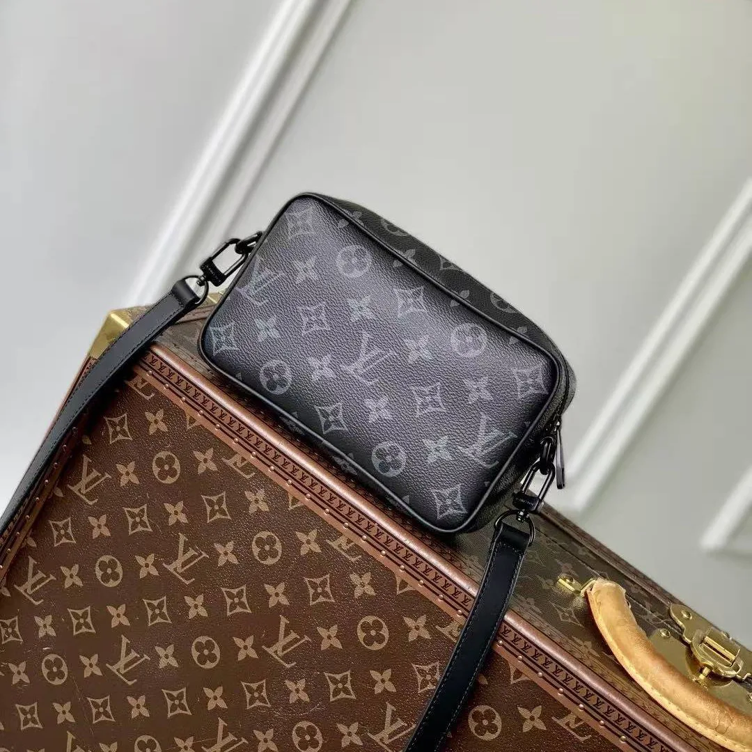 M14253 Trocadéro Wearable Wallet Monogram Eclipse Coated Canvas