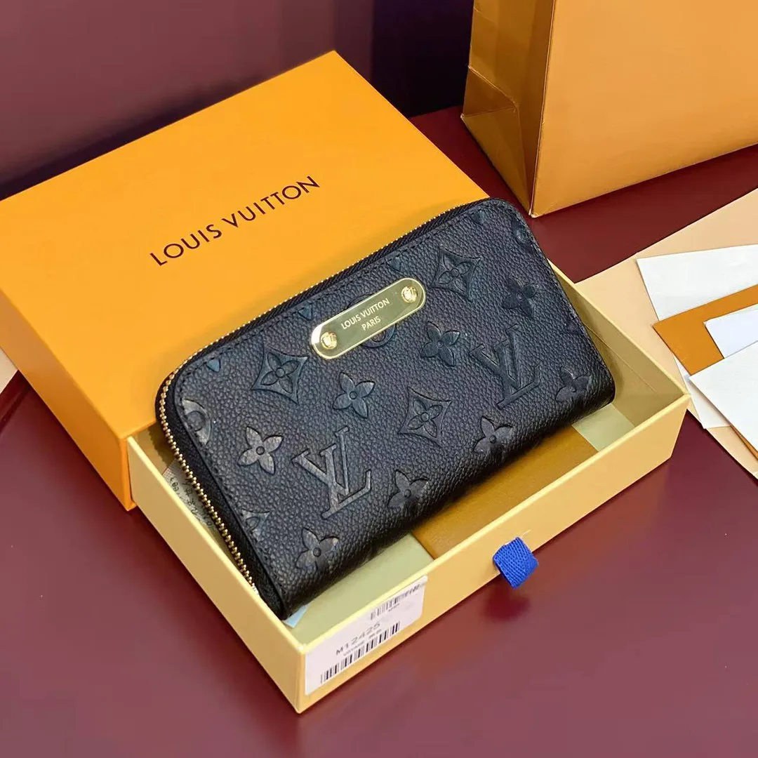 M12425 Margot Wallet Monogram Empreinte Leather