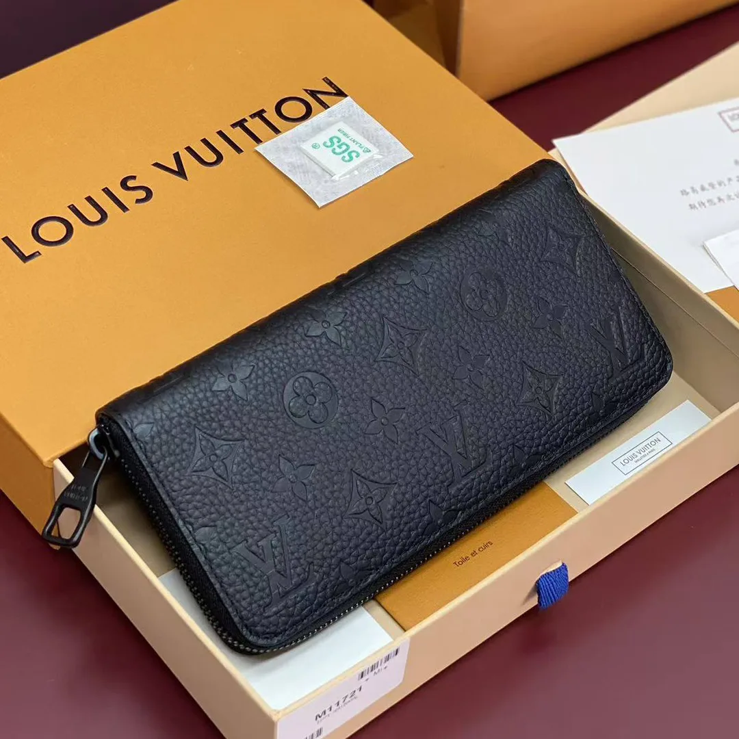 M11721 Zippy Wallet Horizontal Monogram Taurillon Leather