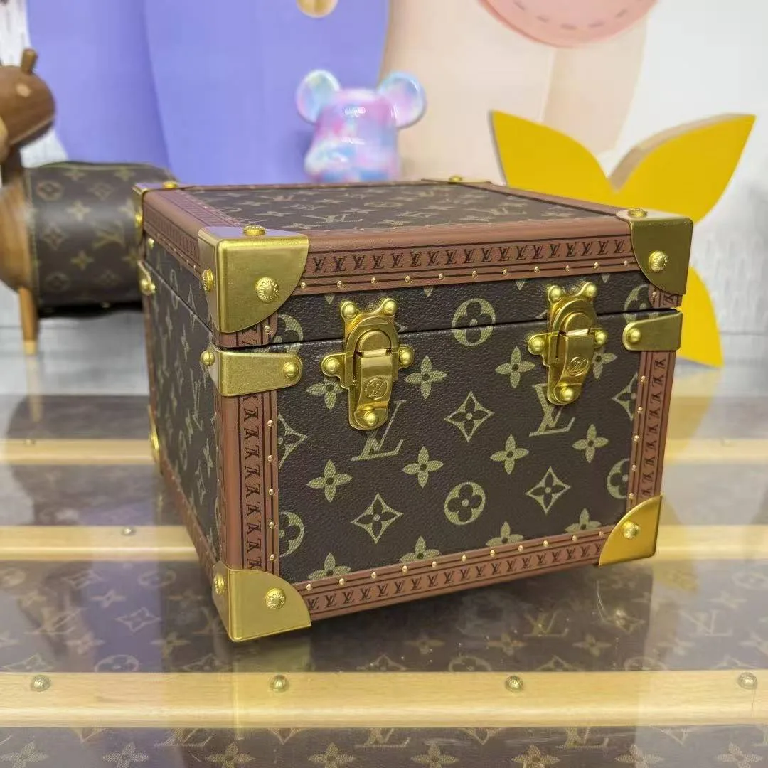 M10052 Pyramid Trunk Monogram Coated Canvas