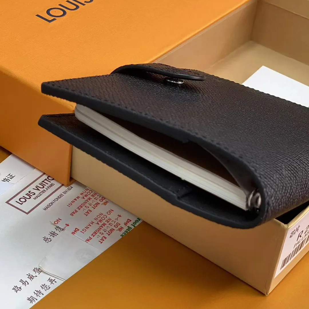 R20426 Small Ring Agenda Cover Taiga Leather